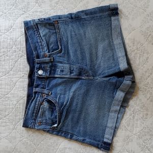 Levi's Cuff Shorts size 30